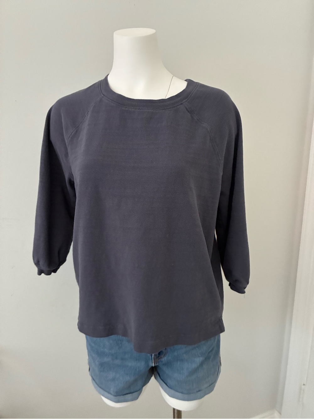 LOFT Charcoal Crewneck 3/4 Sleeve Pullover